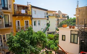 Ottaviano Suite - Elegante Attico Vista Mare